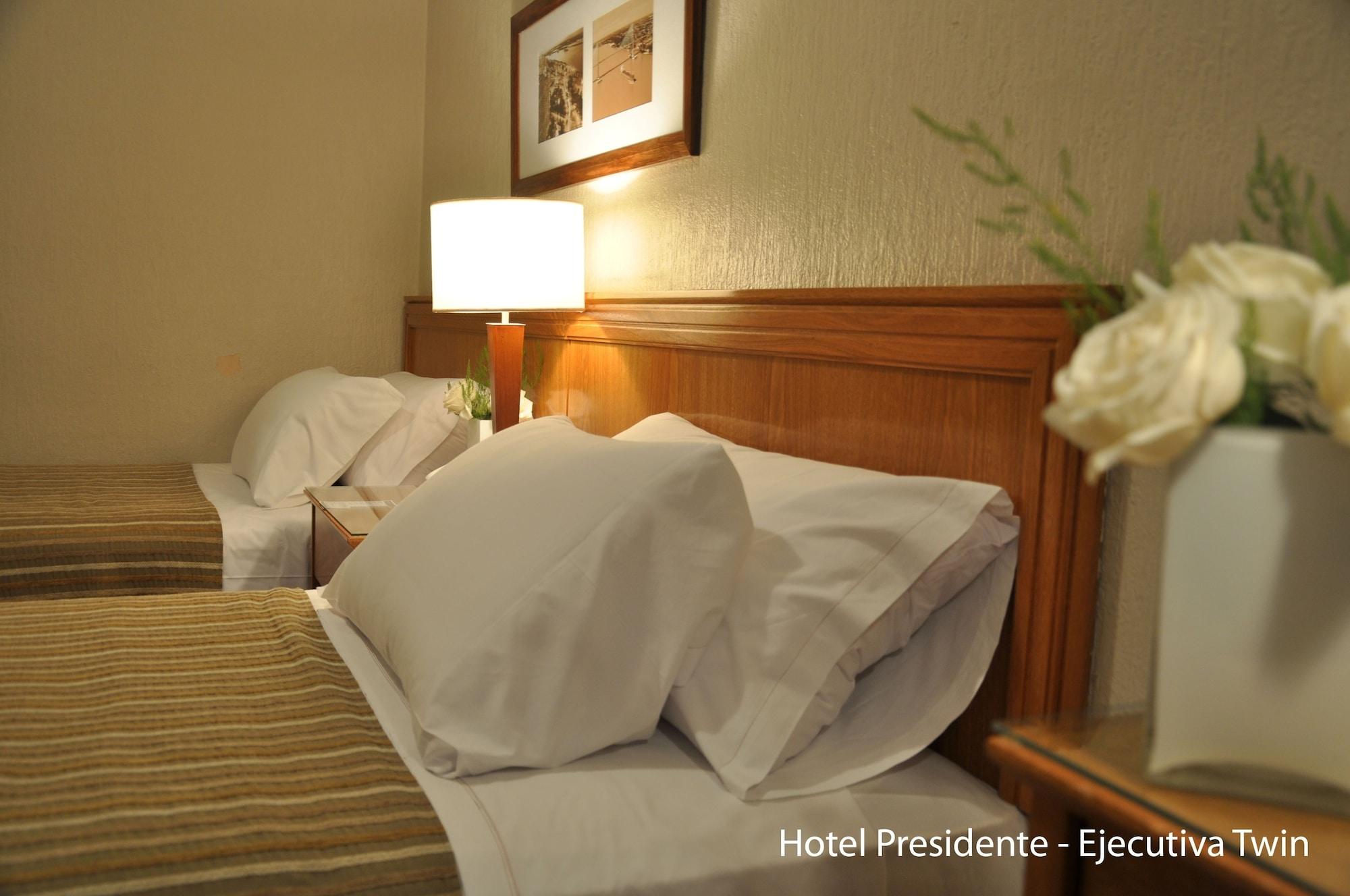 Hotel Solans Presidente Росаріо Екстер'єр фото
