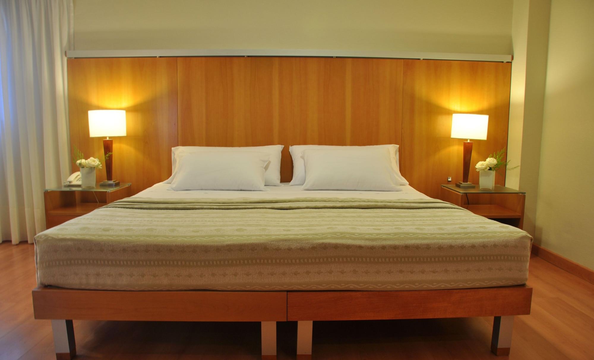Hotel Solans Presidente Росаріо Екстер'єр фото